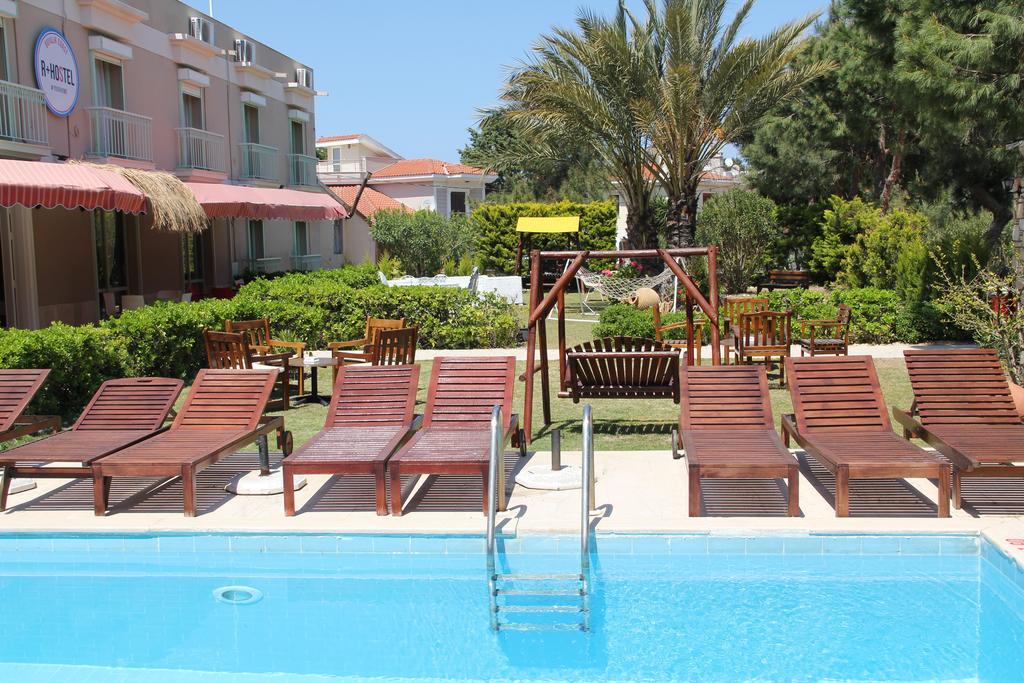 R+ Hotel By Rooms Cesme Exterior foto