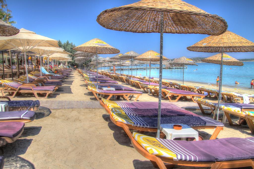 R+ Hotel By Rooms Cesme Exterior foto