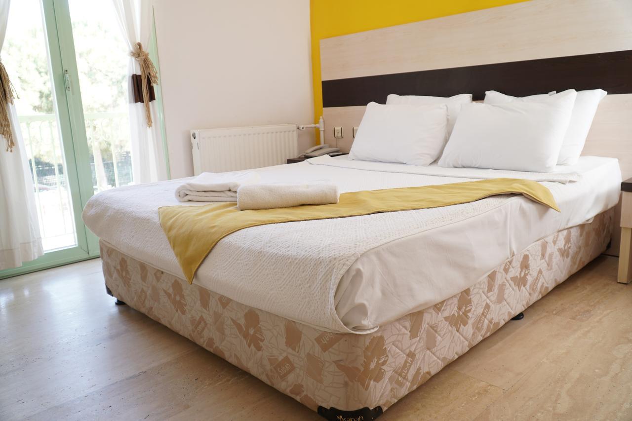 R+ Hotel By Rooms Cesme Exterior foto