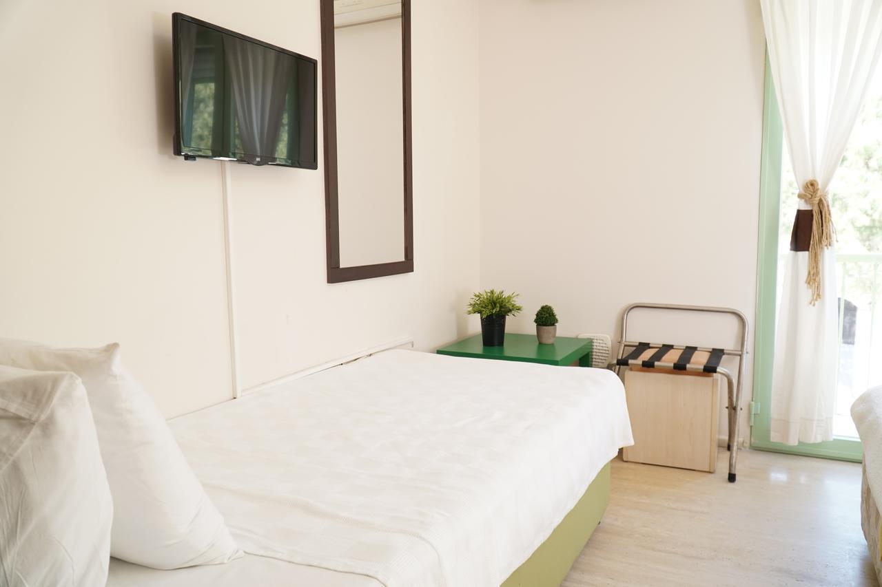 R+ Hotel By Rooms Cesme Exterior foto